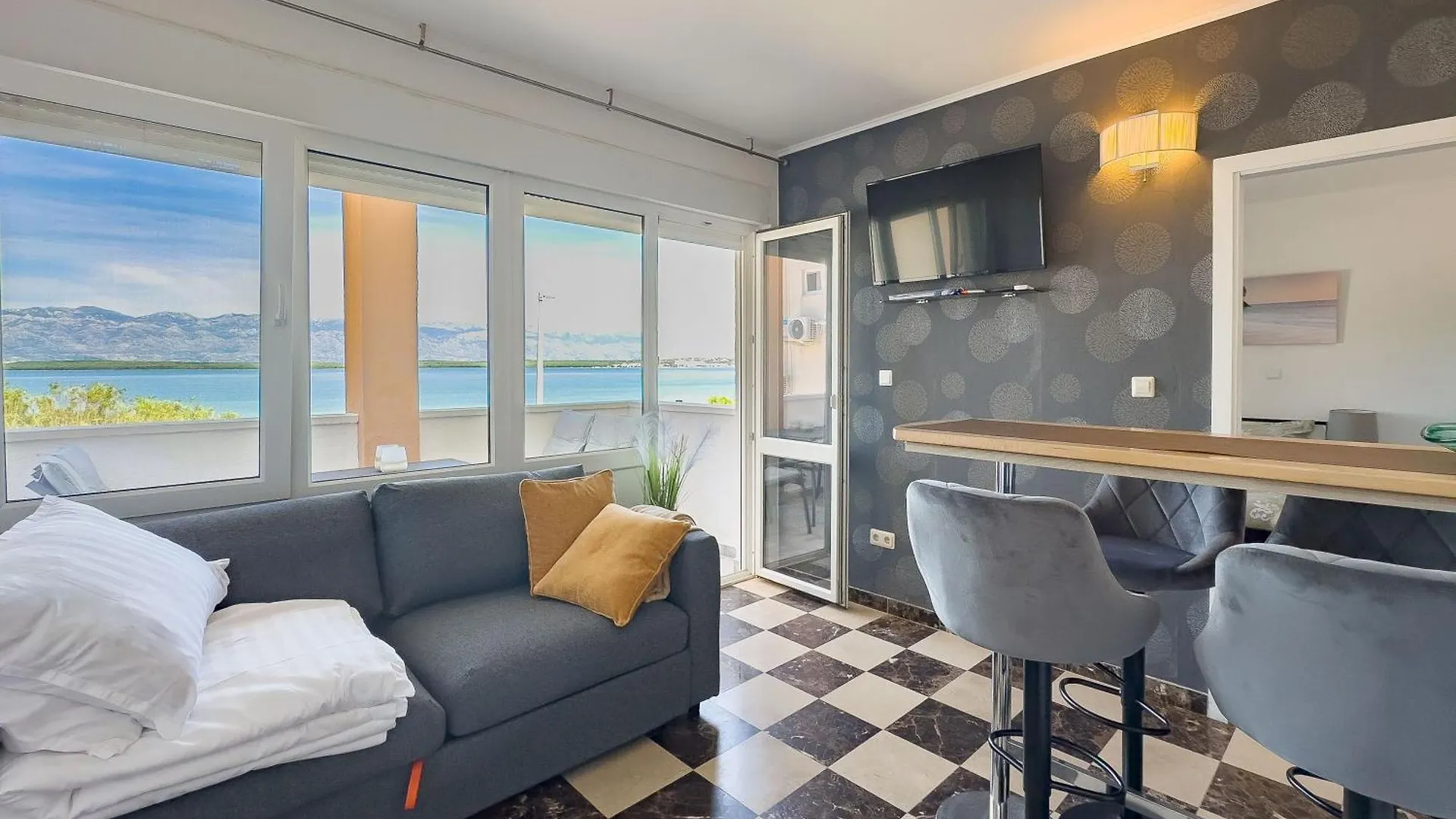 Angelika Apartment Nin 0*,  Croatia